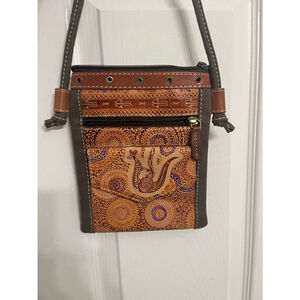 Muralappi Journey Desert Kangaroo Design Crossbody bag